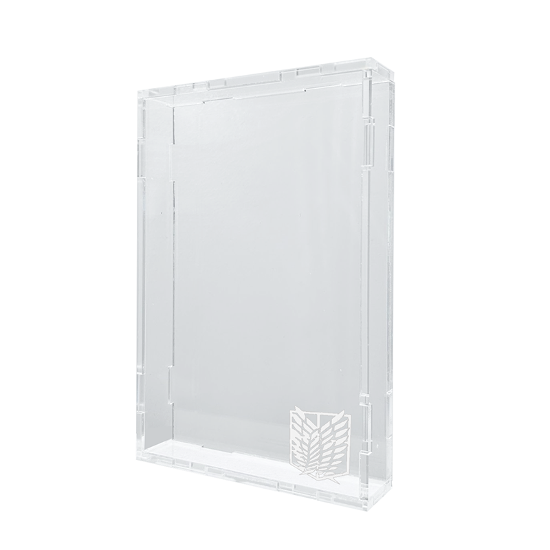 Teca_Fumetto_AttaccoDeiGiganti_vuota